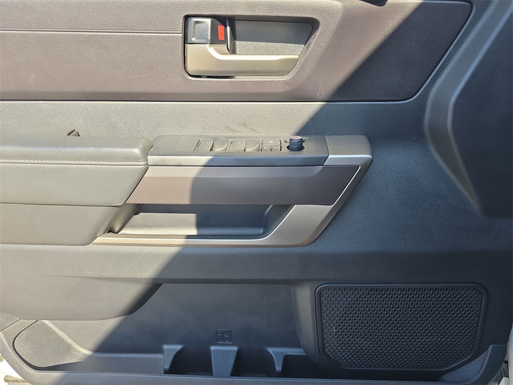 2023 Toyota Tundra SR5 photo 18