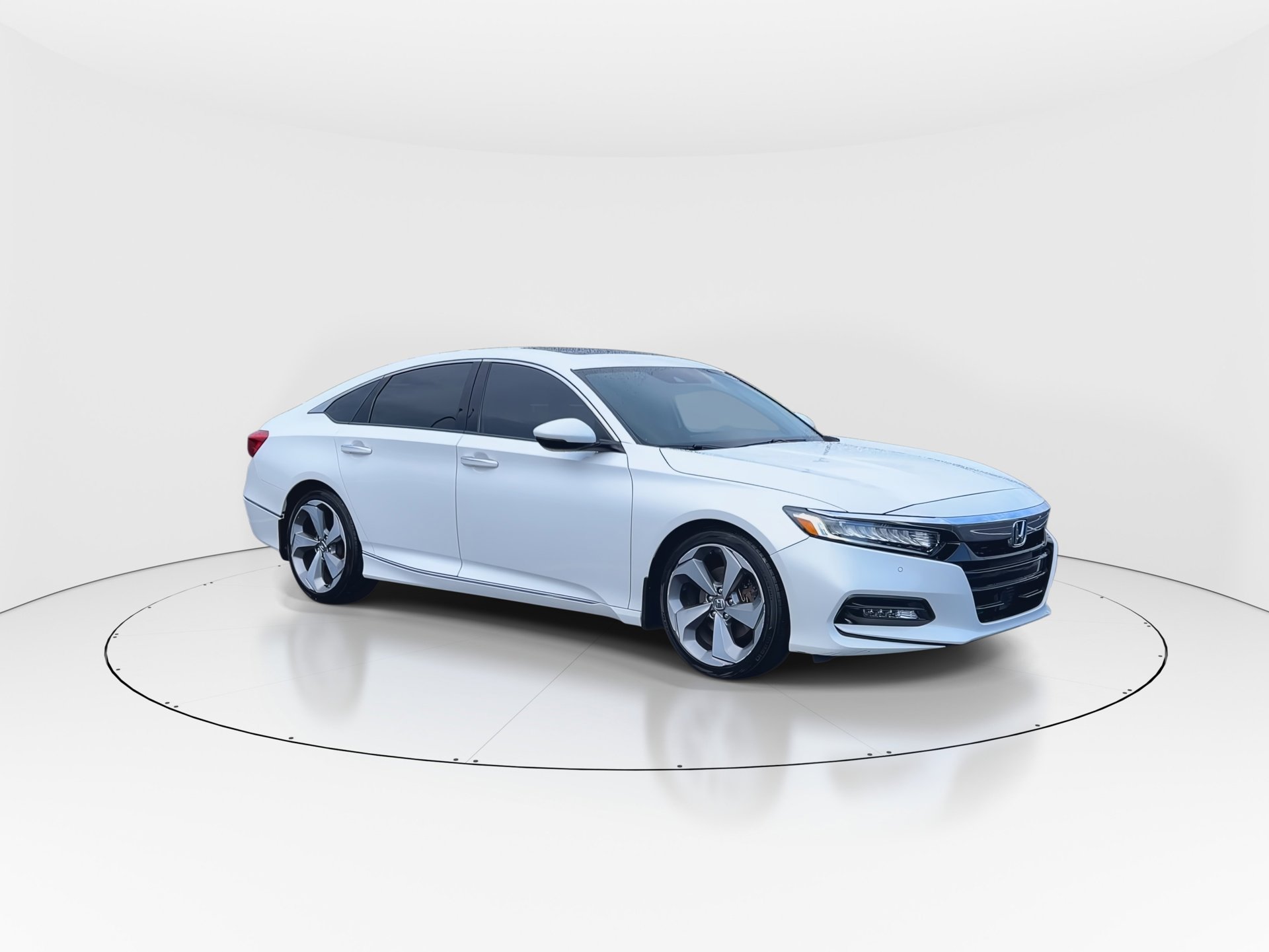 Used 2018 Honda Accord Touring with VIN 1HGCV1F95JA051064 for sale in Kansas City