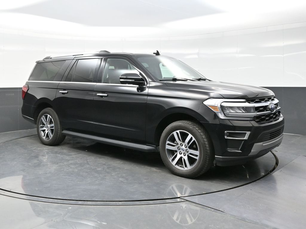 2024 Ford Expedition Limited's photo