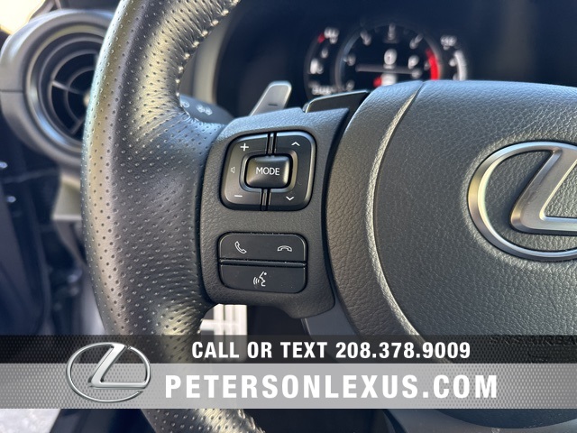 2023 Lexus IS 350 F SPORT photo 24