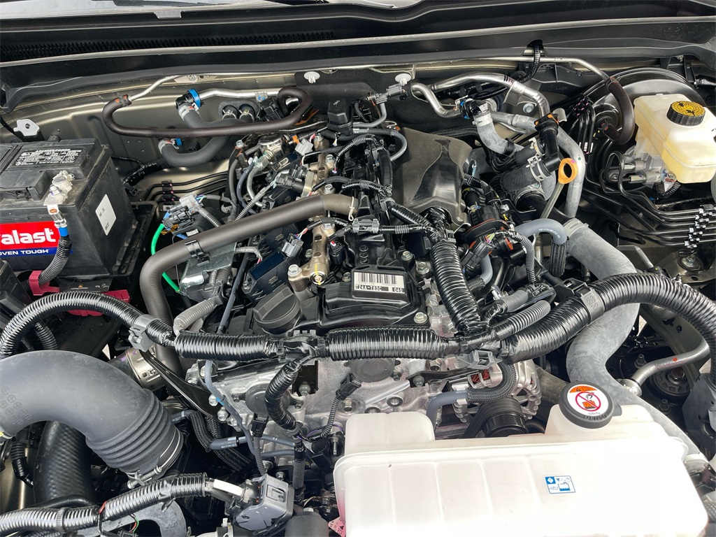 2025 Toyota Tacoma TRD Sport photo 30