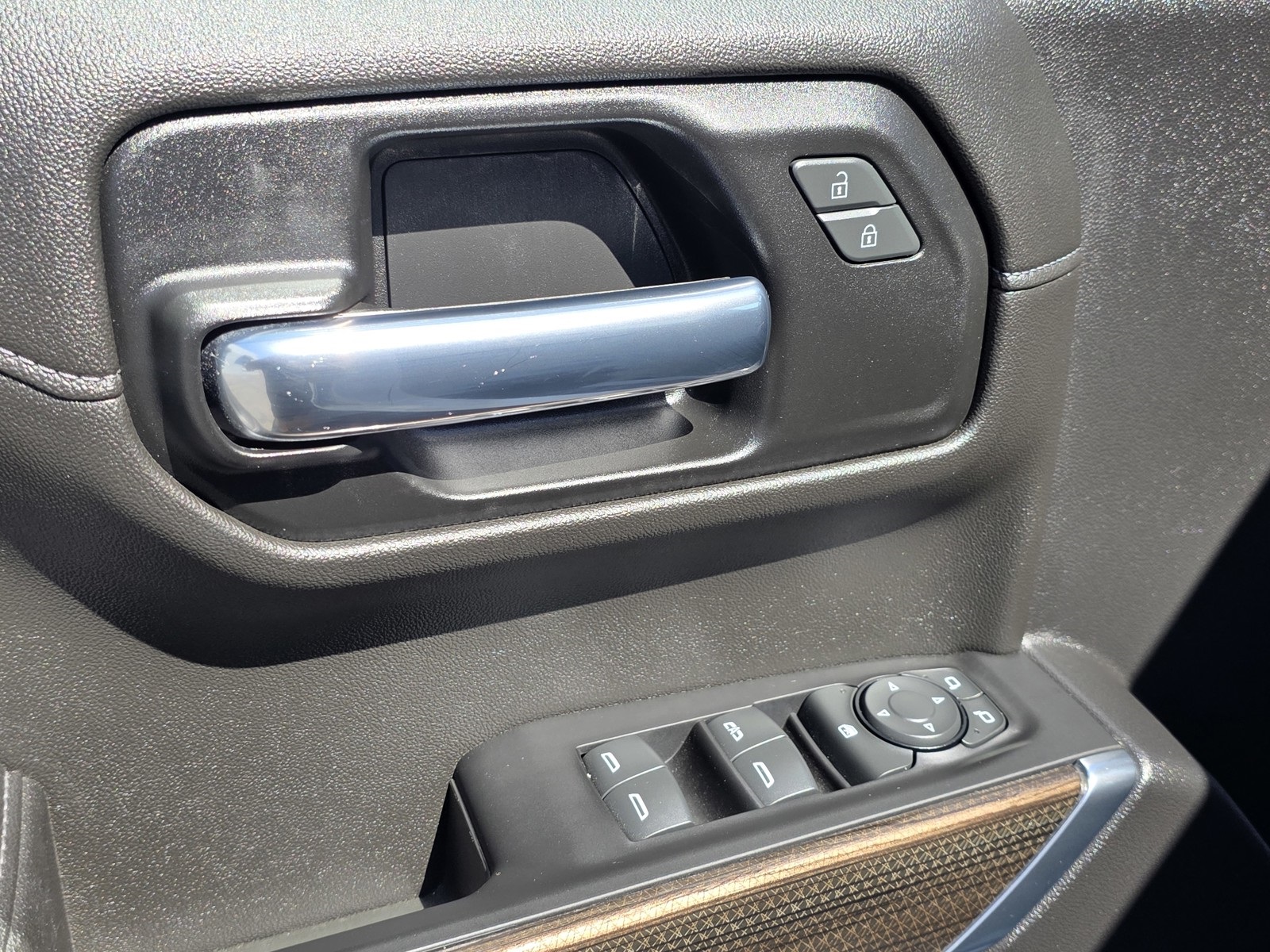 2022 Chevrolet Silverado 1500 LT Trail Boss photo 23