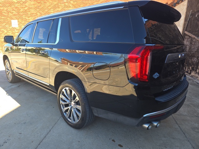 2021 Gmc Yukon XL Denali photo 2