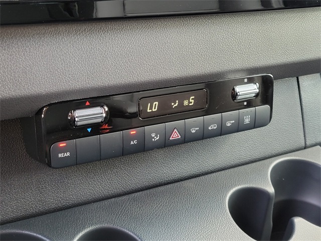 2026 Mercedes Benz S 4MATIC photo 18