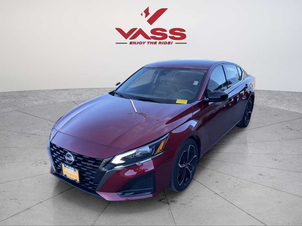 2024 Nissan Altima SR