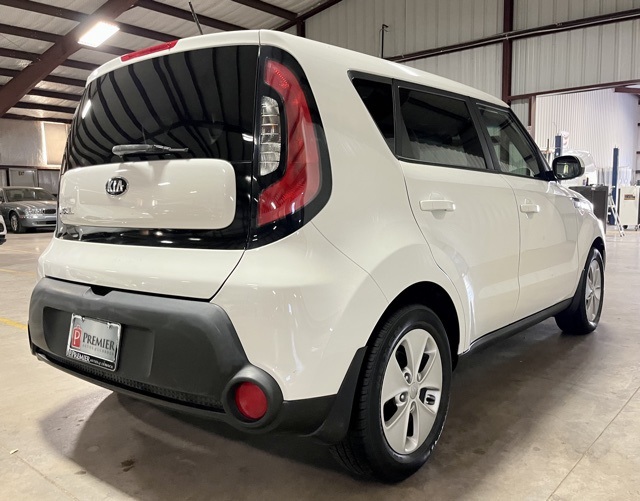2016 Kia Soul Base photo 2