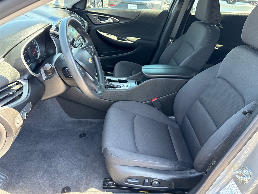 2023 Chevrolet Malibu 1LT photo 23