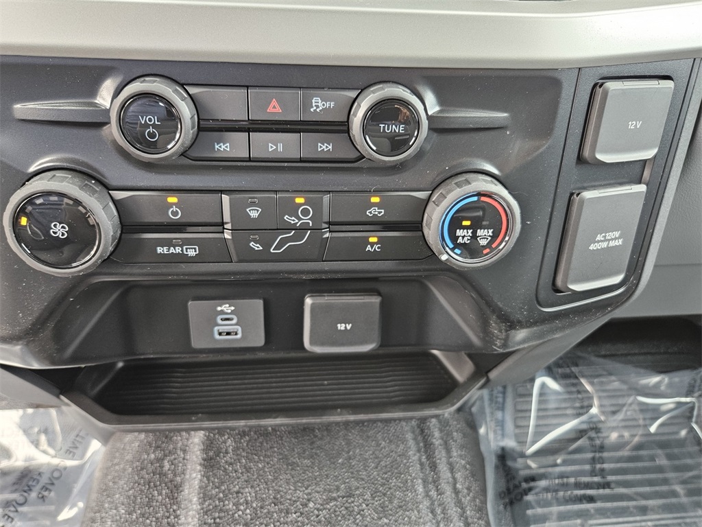 2025 Ford F-250 XL photo 17