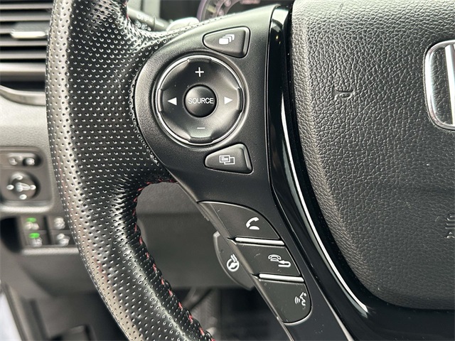 2023 Honda Ridgeline Black Edition photo 23