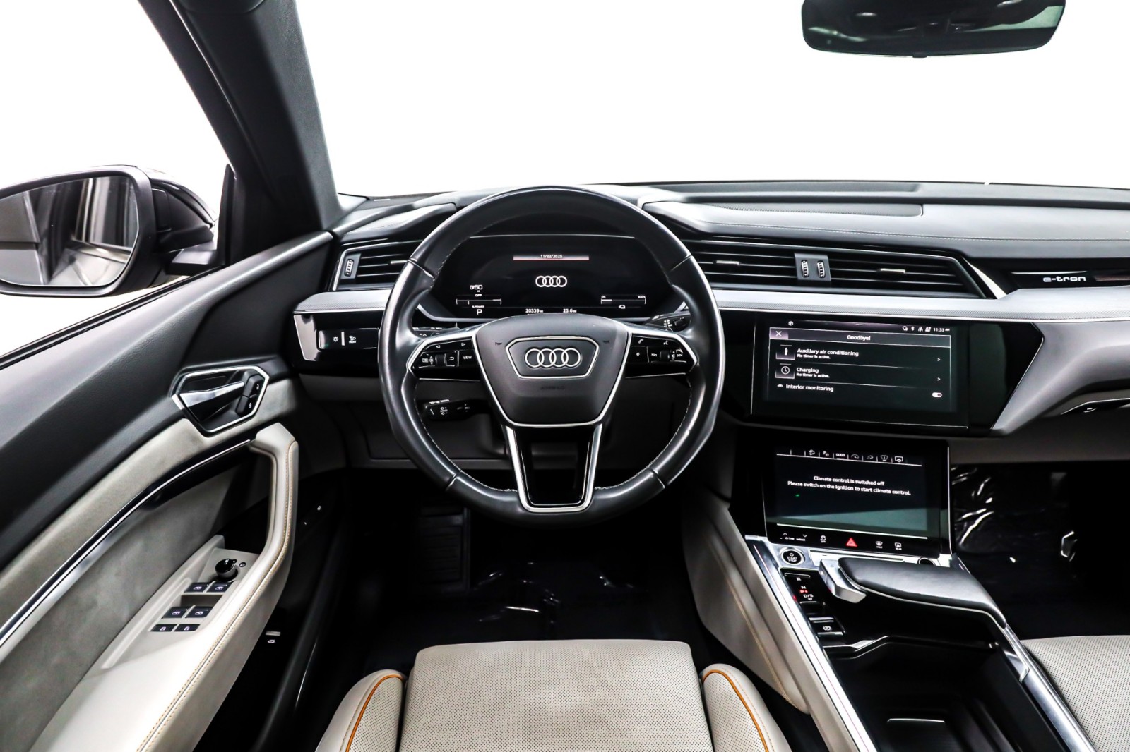 2024 Audi Q8 E-tron line Prestige photo 4