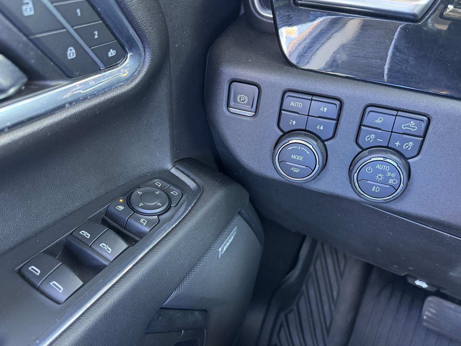 2022 Chevrolet Silverado 1500 LTZ photo 9