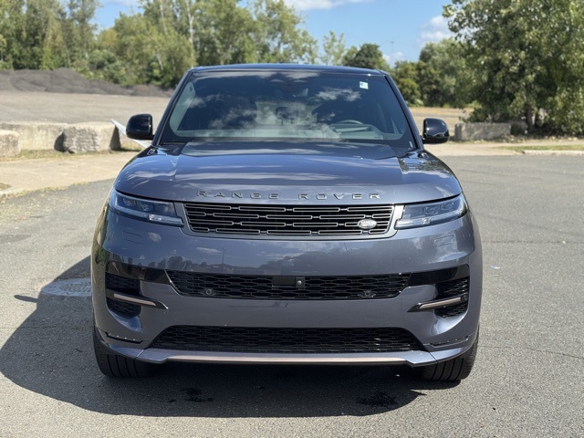2025 Land Rover Range Rover Sport SE photo 8