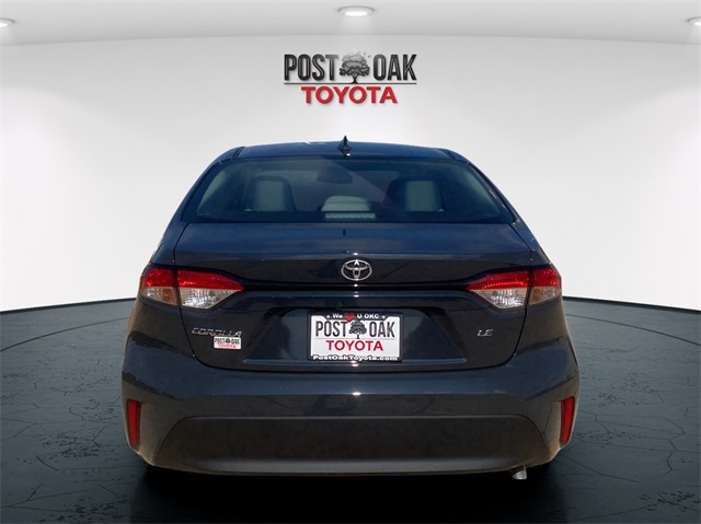 2025 Toyota Corolla LE photo 6