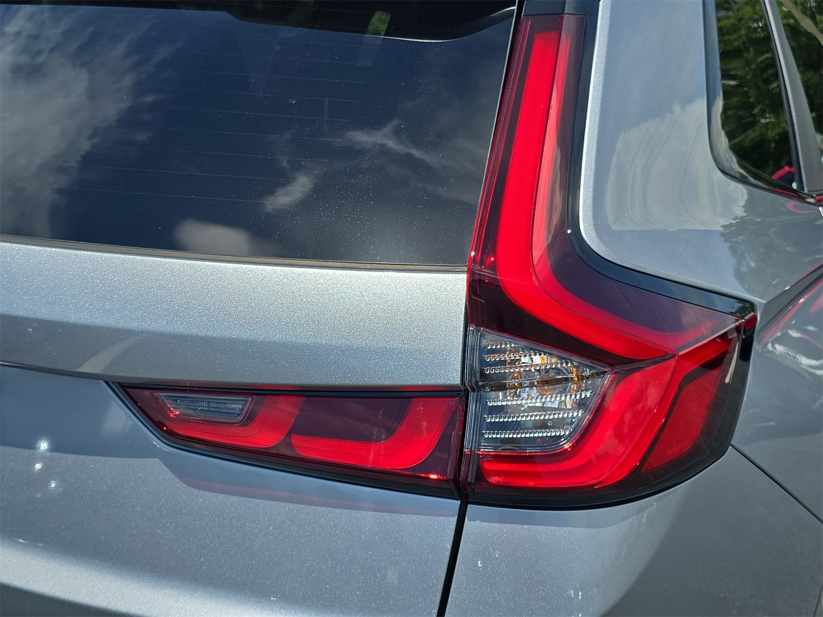 2026 Honda CR-V Hybrid Sport-L photo 8