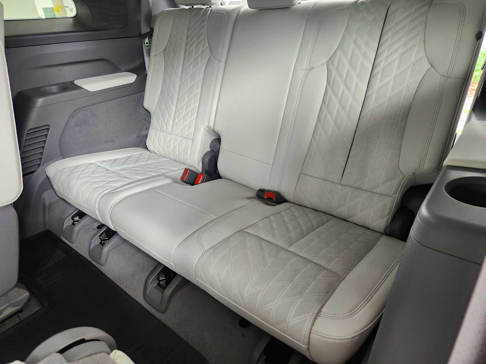 2026 Cadillac Escalade IQ Sport photo 21