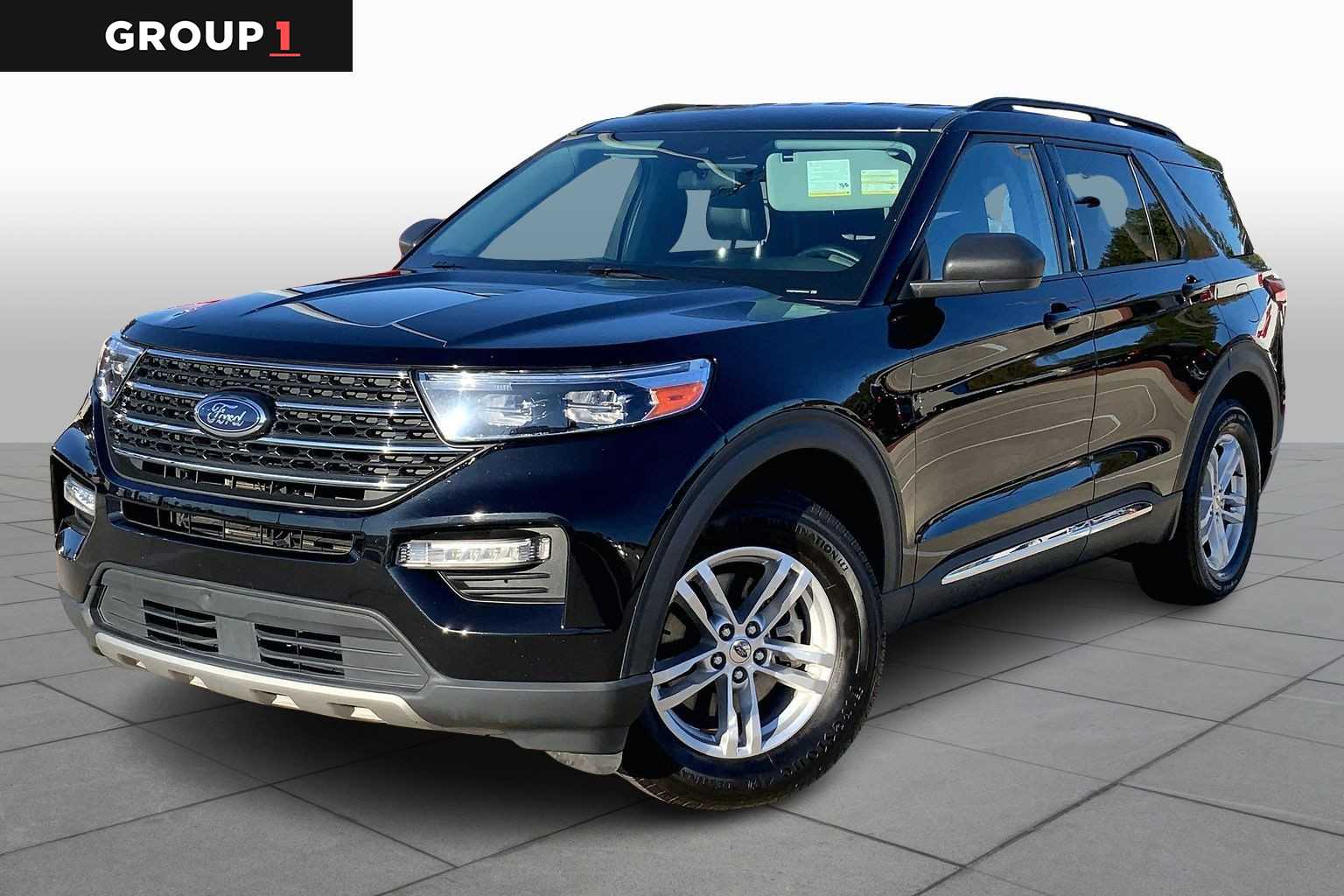 2023 Ford Explorer XLT's photo