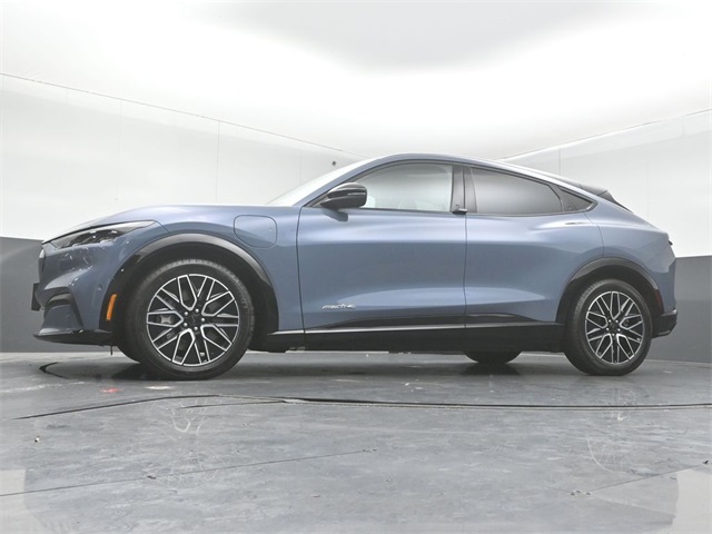 2024 FORD MUSTANG MACH-E - Image 39