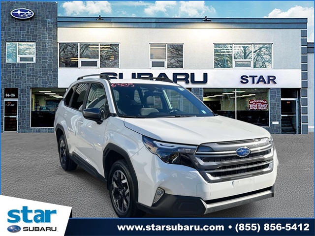 2025 Subaru Forester Premium's photo