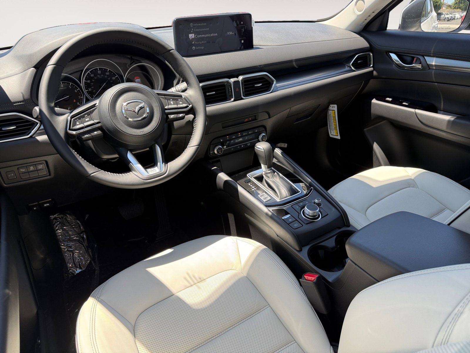 2025 Mazda CX-5 2.5 S Preferred photo 15