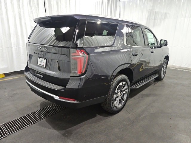 2025 Chevrolet Tahoe LS photo 2