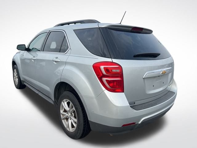 2016 Chevrolet Equinox LT photo 2