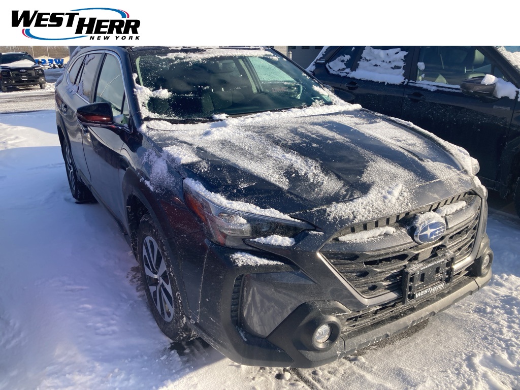 2025 Subaru Outback Premium's photo