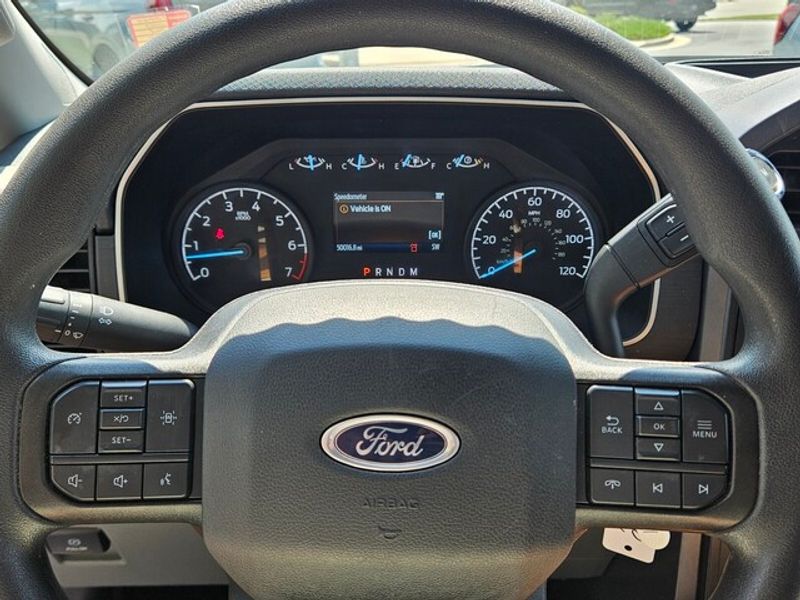 2023 Ford F-150 XLT photo 22