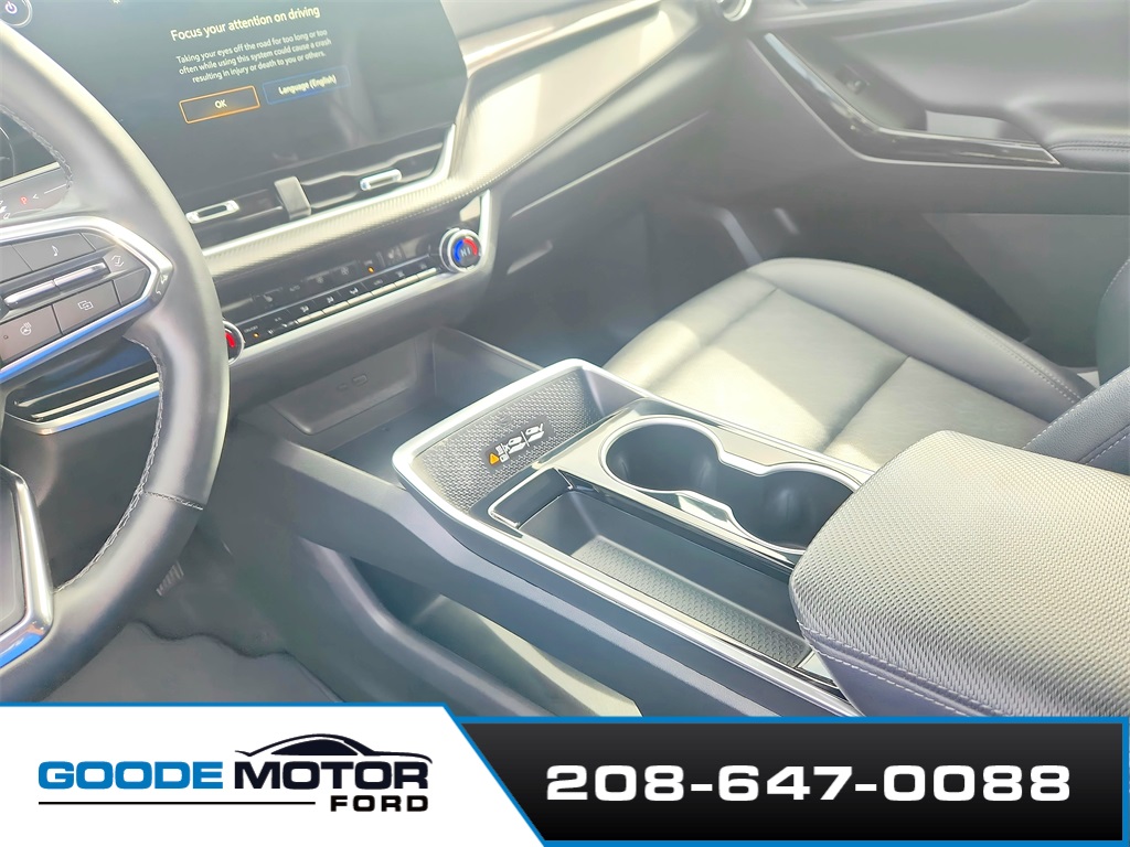 2025 Chevrolet Equinox LT photo 12