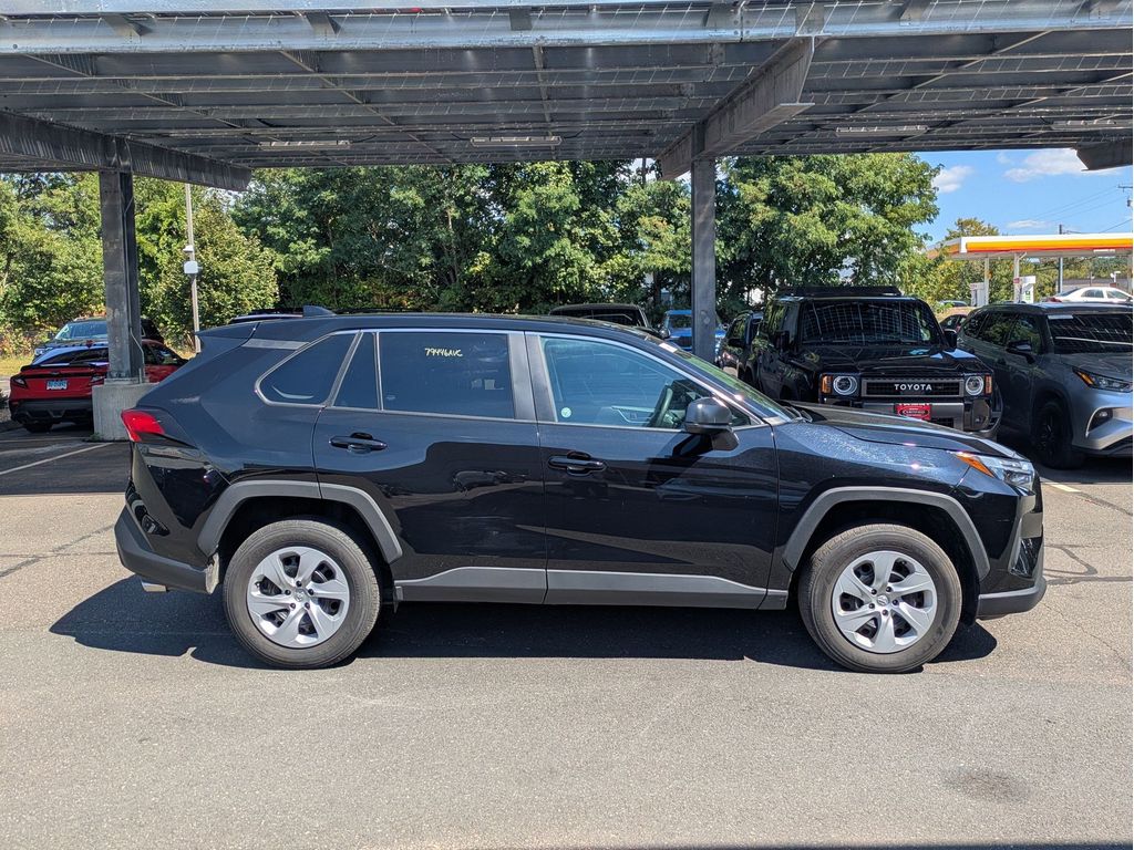 Used 2024 Toyota RAV4 LE with VIN 2T3F1RFV2RW444648 for sale in Kansas City