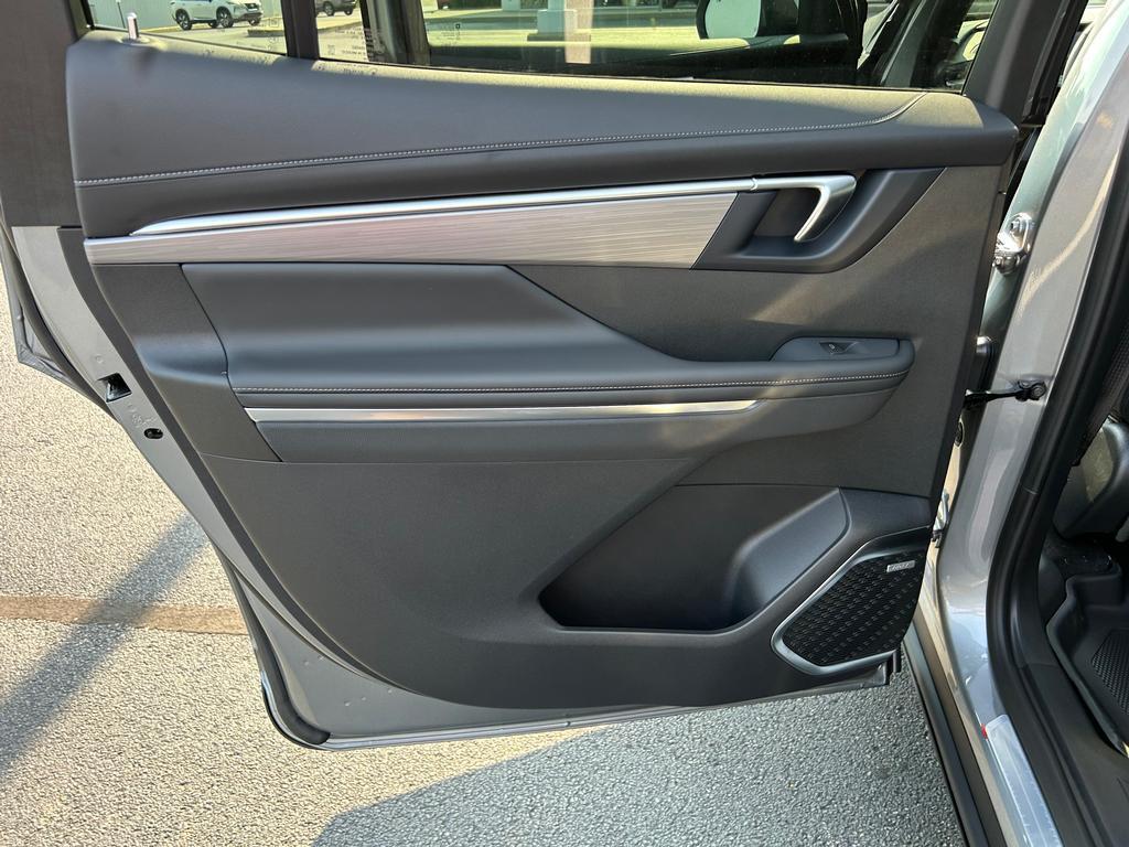 2026 Buick Enclave Preferred photo 7