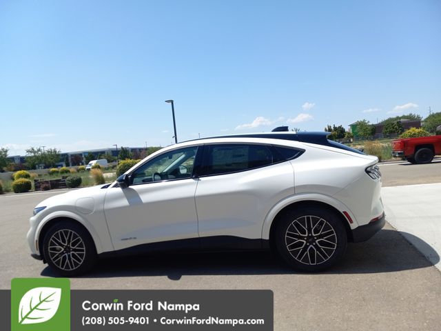 New 2025 Star White Metallic Tri-Coat Ford Premium image 6