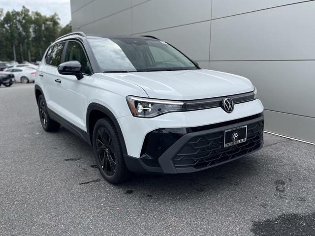 2025 Volkswagen Taos SE photo 20