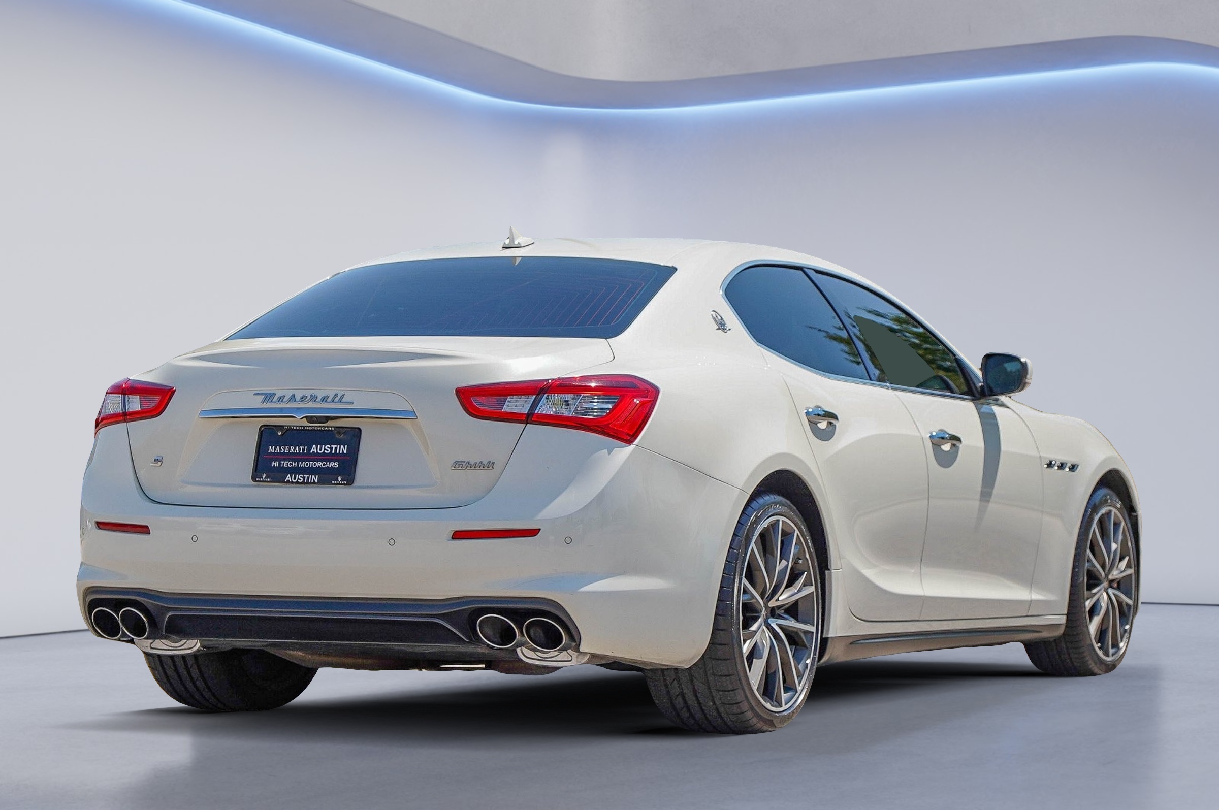 2019 Maserati Ghibli S photo 3