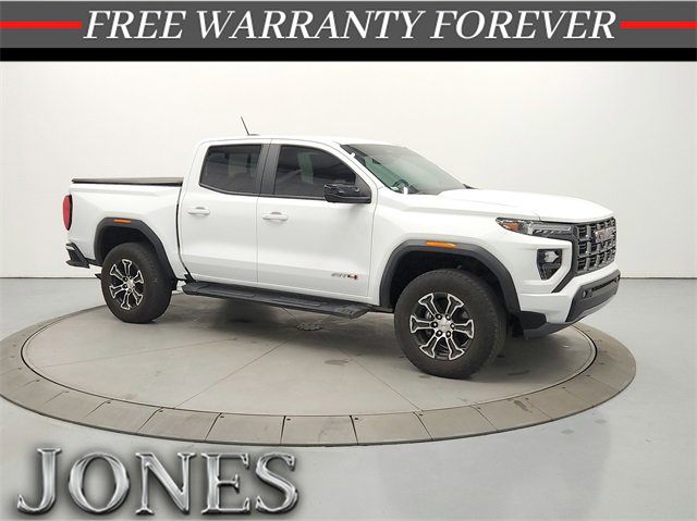 2024 GMC Canyon AT4's photo