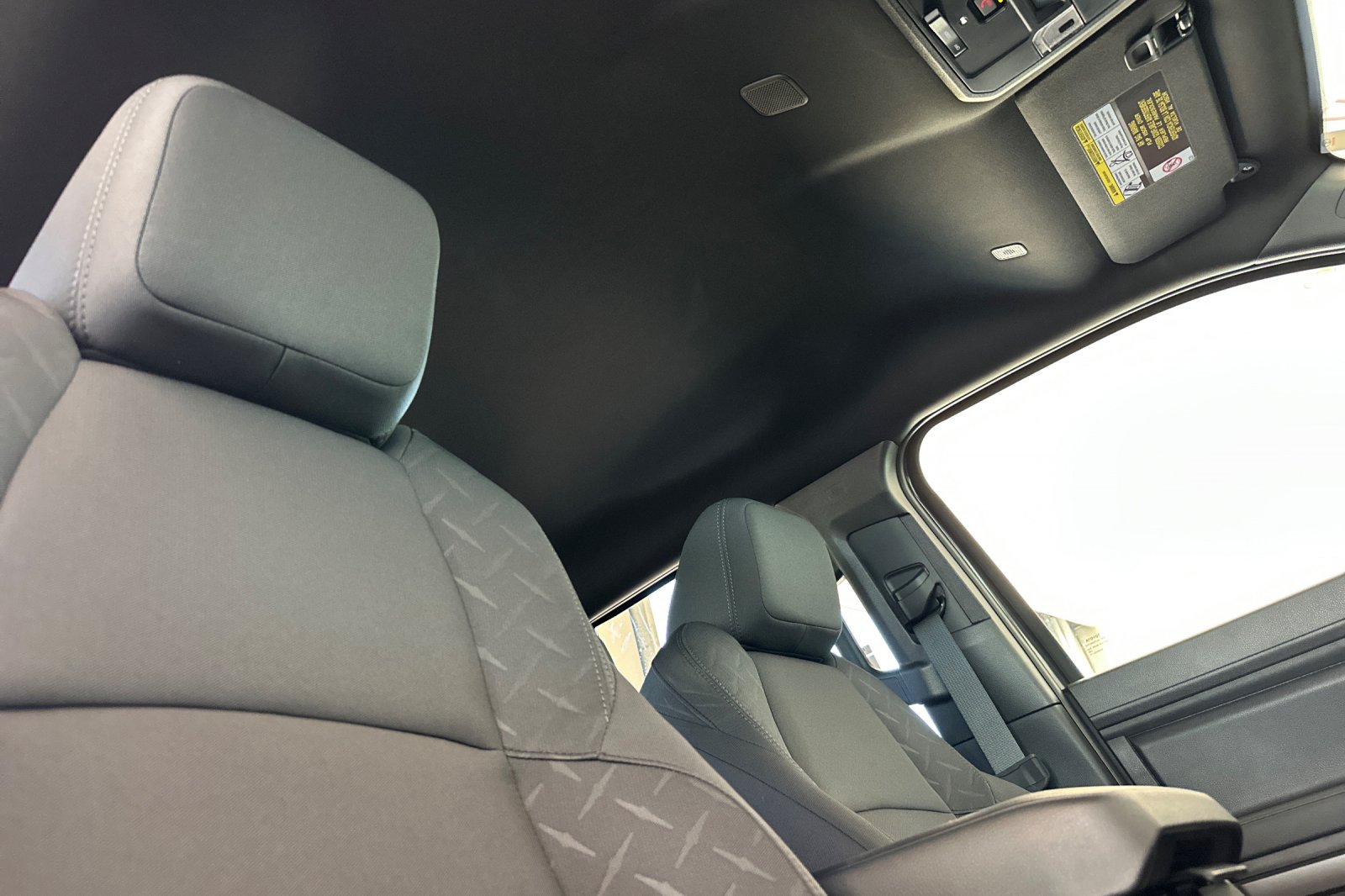 2025 Toyota Tacoma SR5 photo 13