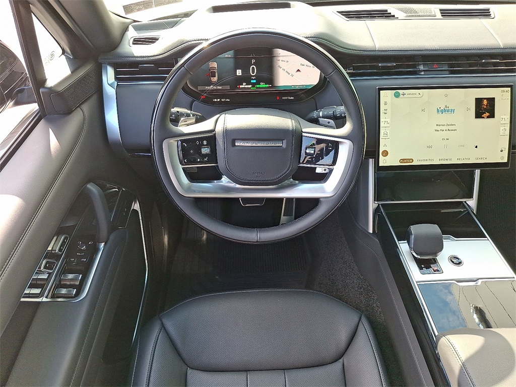 2025 Land Rover Range Rover Autobiography photo 6