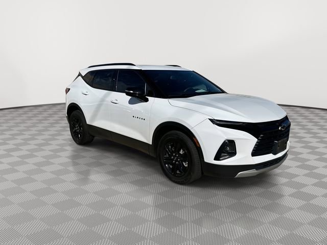 2021 Chevrolet Blazer 2LT photo 2