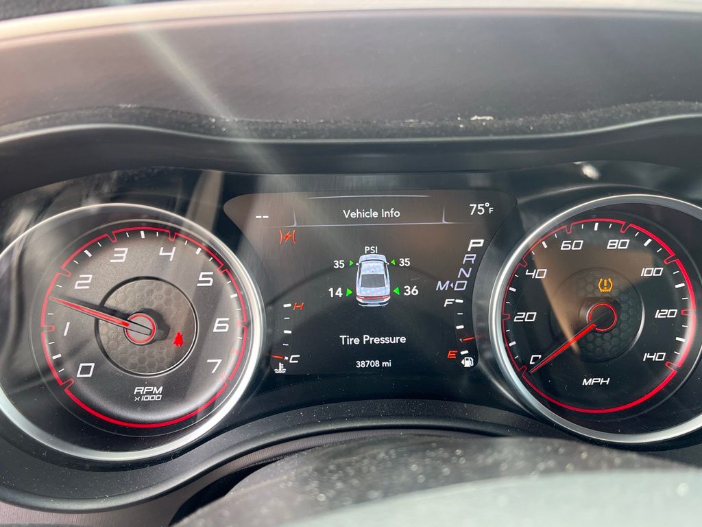 2022 Dodge Charger SXT photo 11