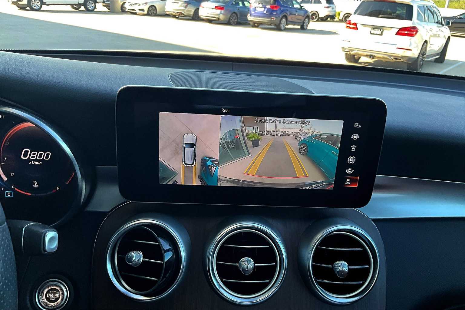 2022 Mercedes Benz GLC 300 photo 25