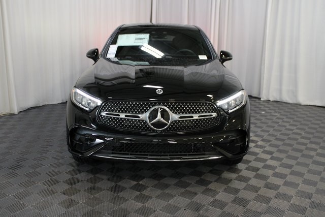 2025 Mercedes Benz GLC 300 4MATIC photo 2