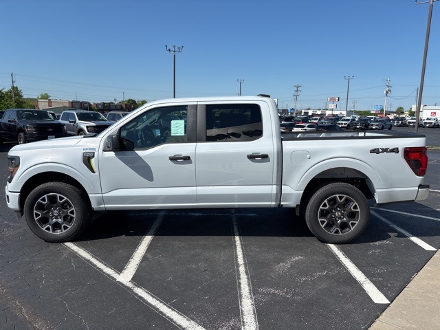 2025 Ford F-150 STX photo 3