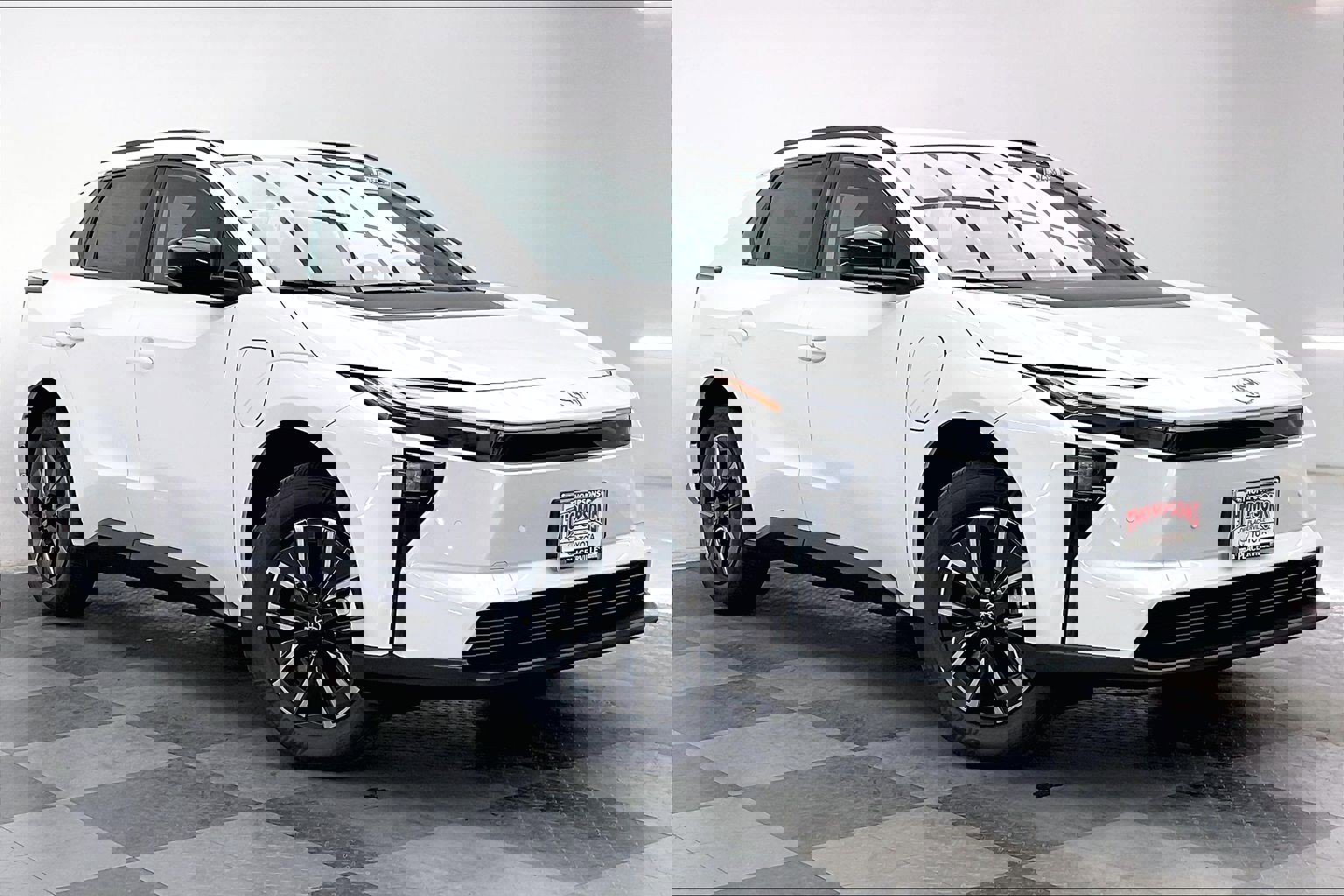 2026 Toyota bZ XLE's photo