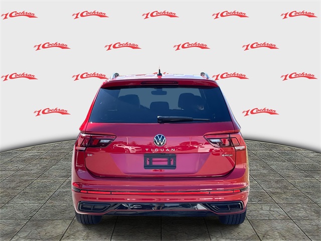 2024 Volkswagen Tiguan SE R-Line Black photo 4