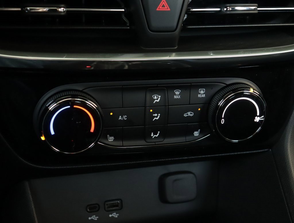 2026 Buick Encore GX Sport Touring photo 10