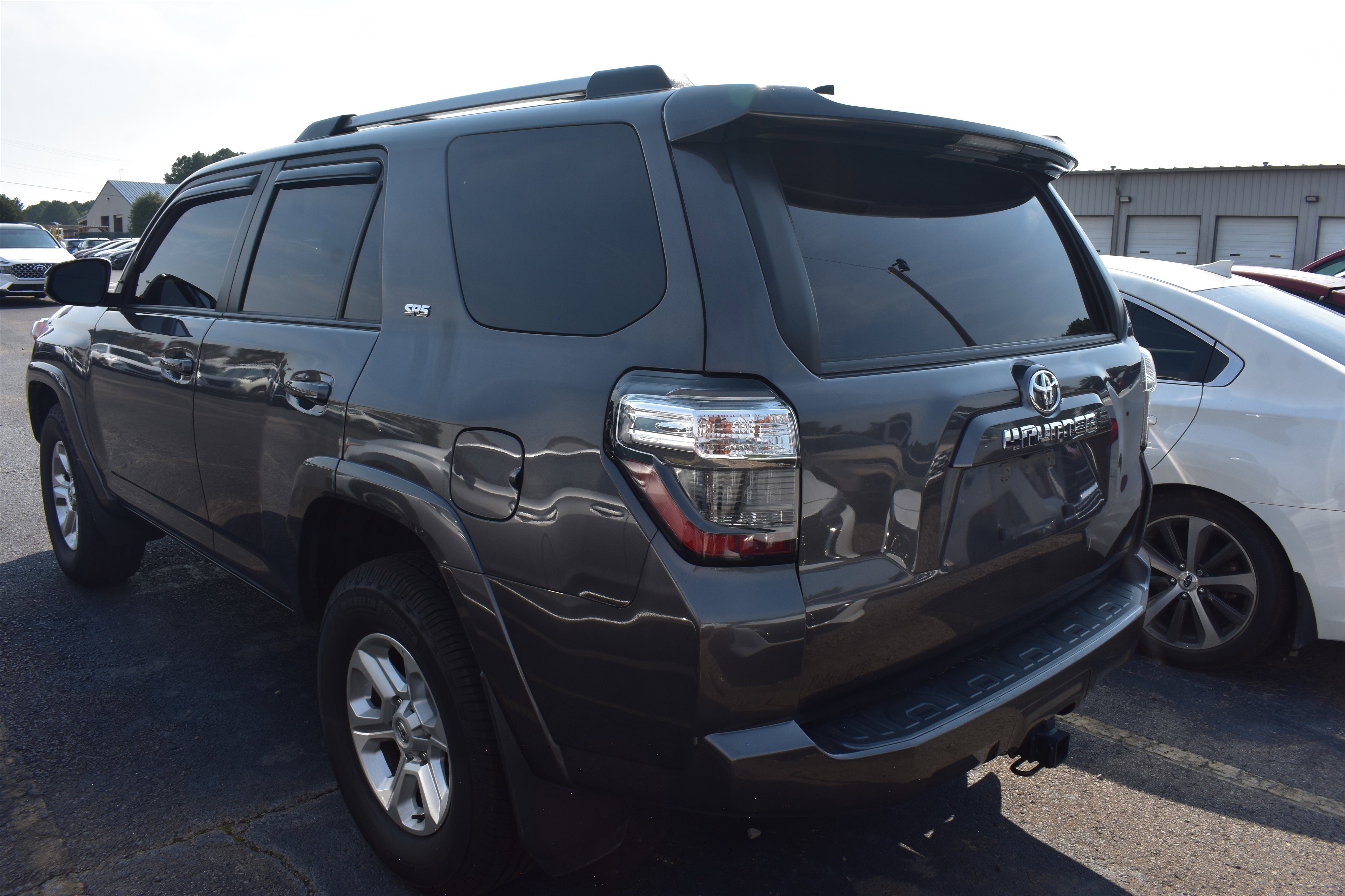 2023 Toyota 4Runner SR5 photo 2
