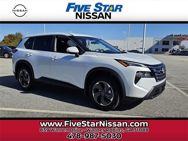 2026 Nissan Rogue SV's photo