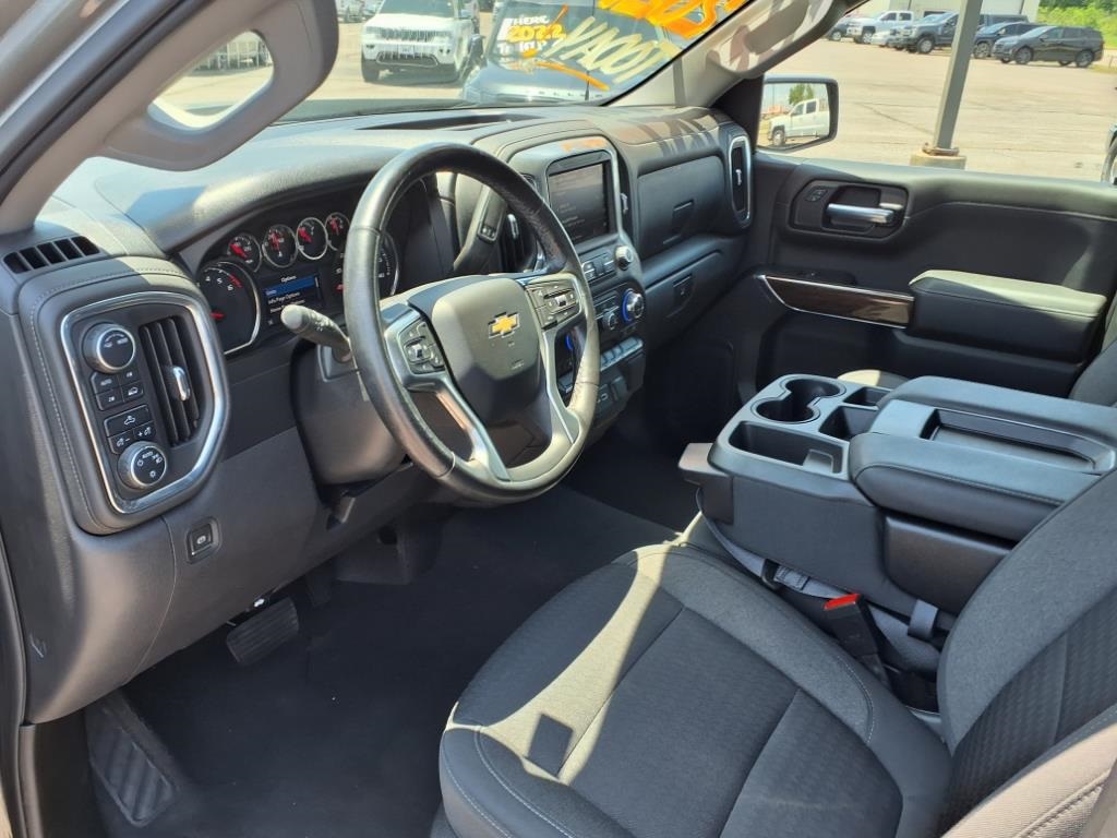 2021 Chevrolet Silverado 1500 LT photo 4