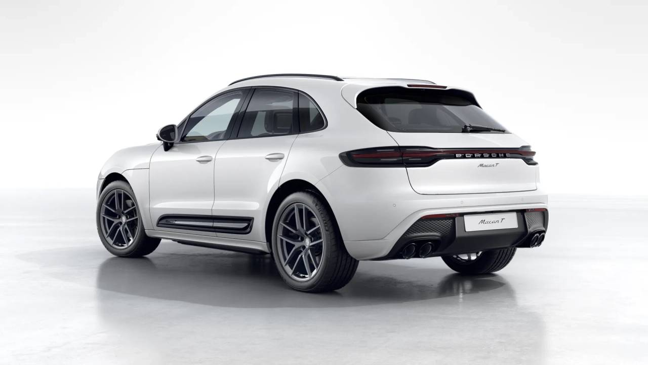 2026 Porsche Macan T photo 3