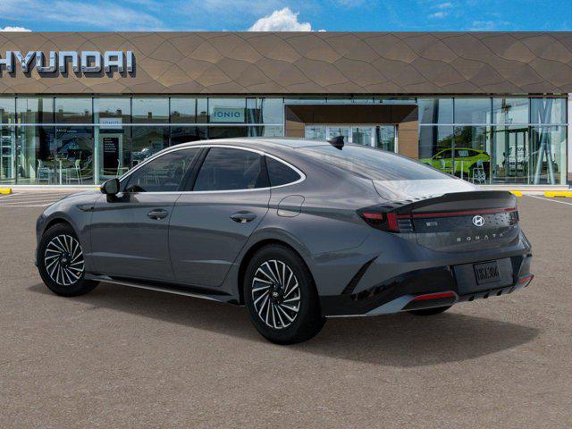 2025 Hyundai Sonata Hybrid SEL photo 5