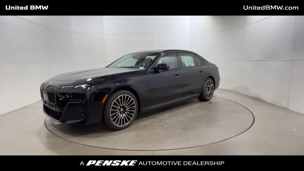 2026 Bmw 750e photo 4